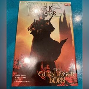 Stephen King Hard Cover
Graphic Novel